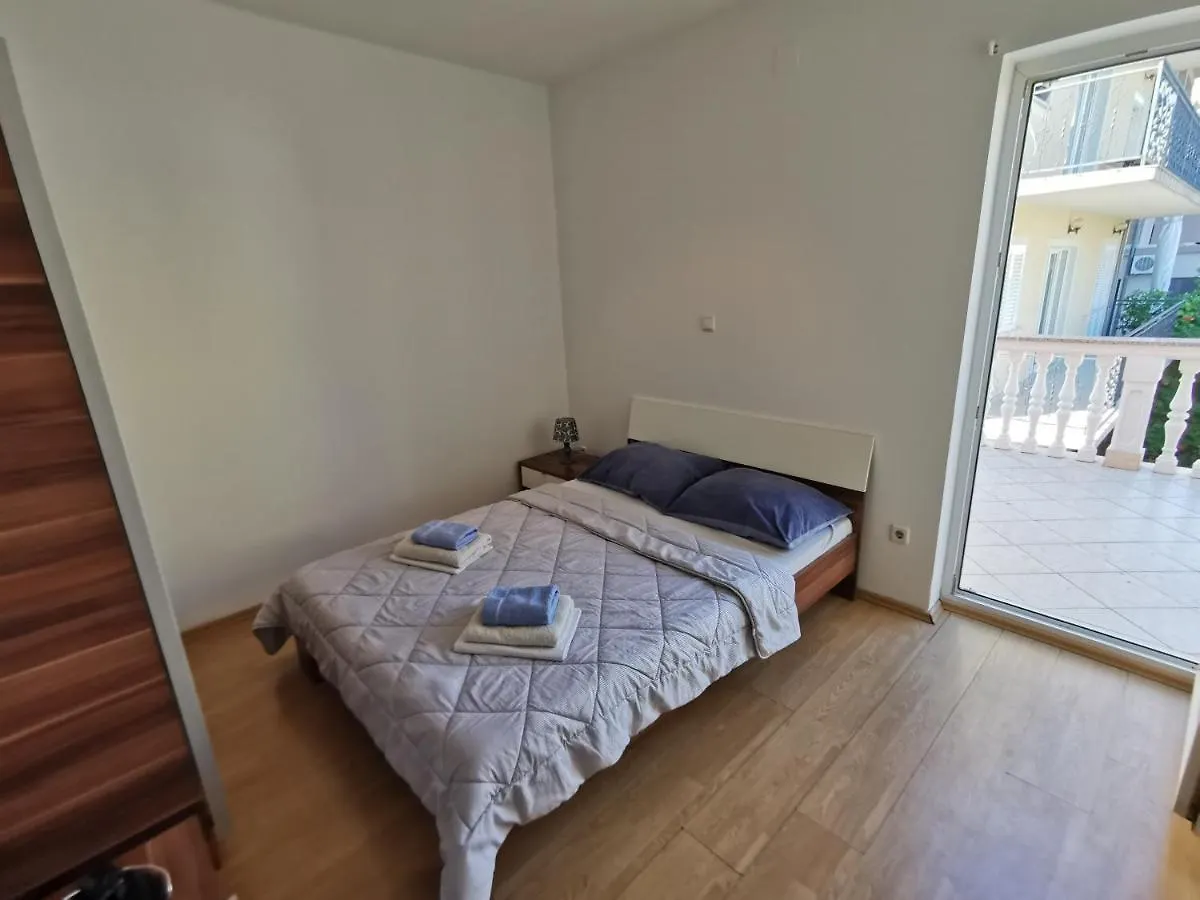 Apartments Niko Crikvenica