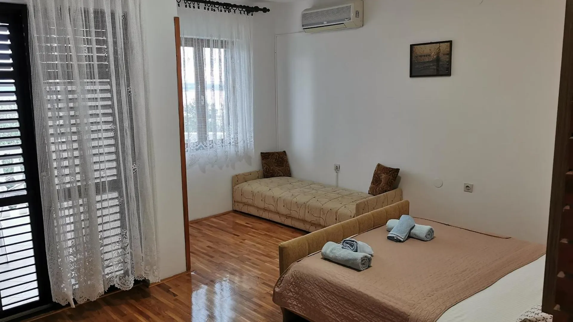 Apartments Niko Crikvenica
